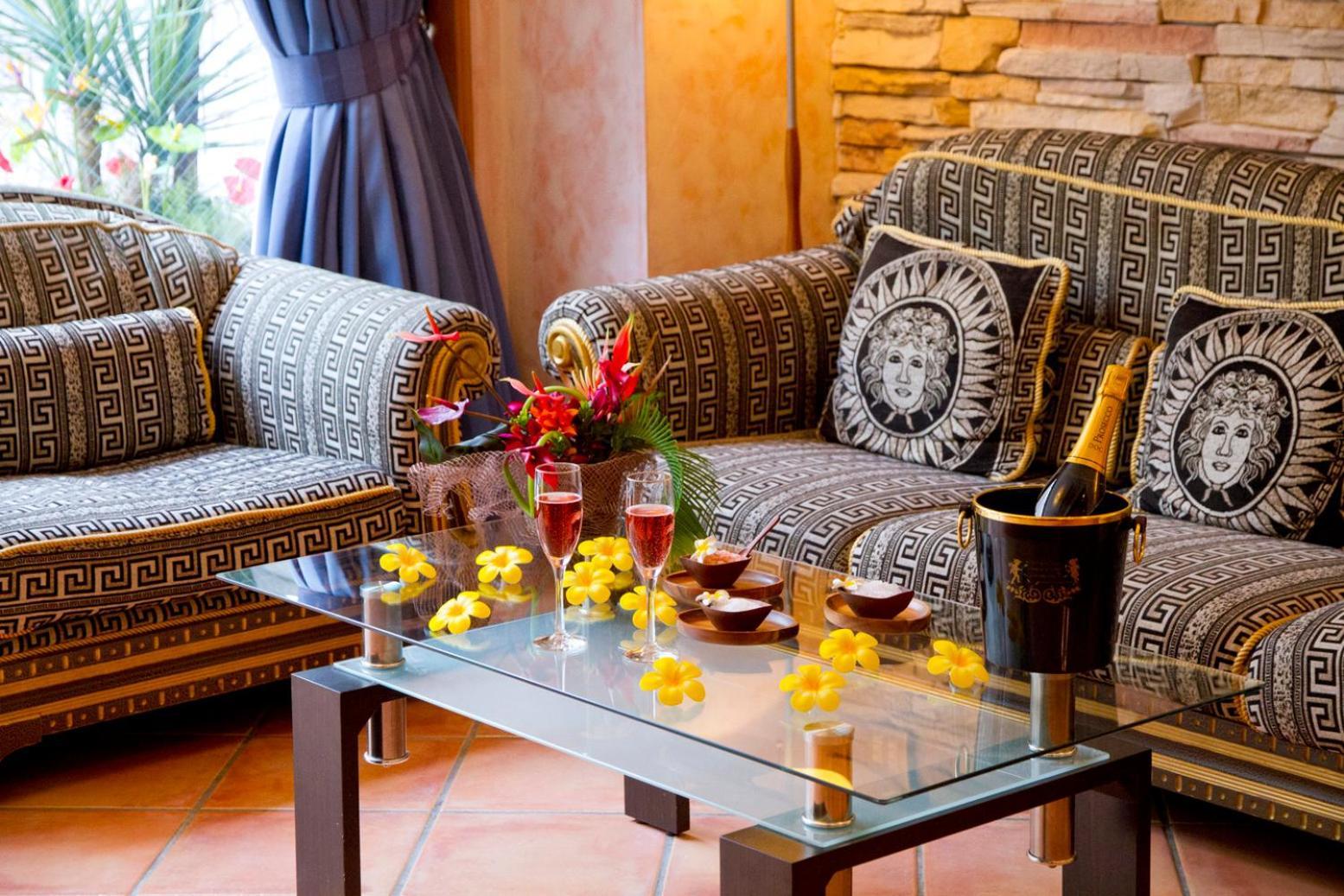 Hotel Grand Garden (Adults Only) يوكوهامَ المظهر الخارجي الصورة
