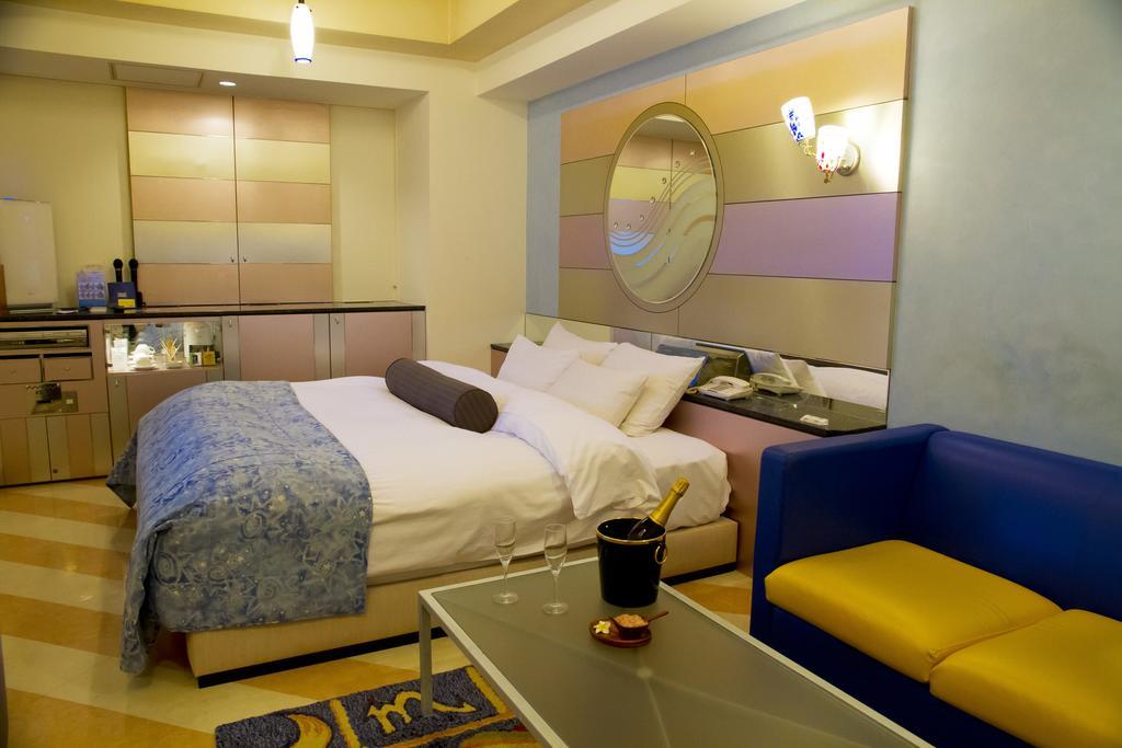 Hotel Grand Garden (Adults Only) يوكوهامَ الغرفة الصورة
